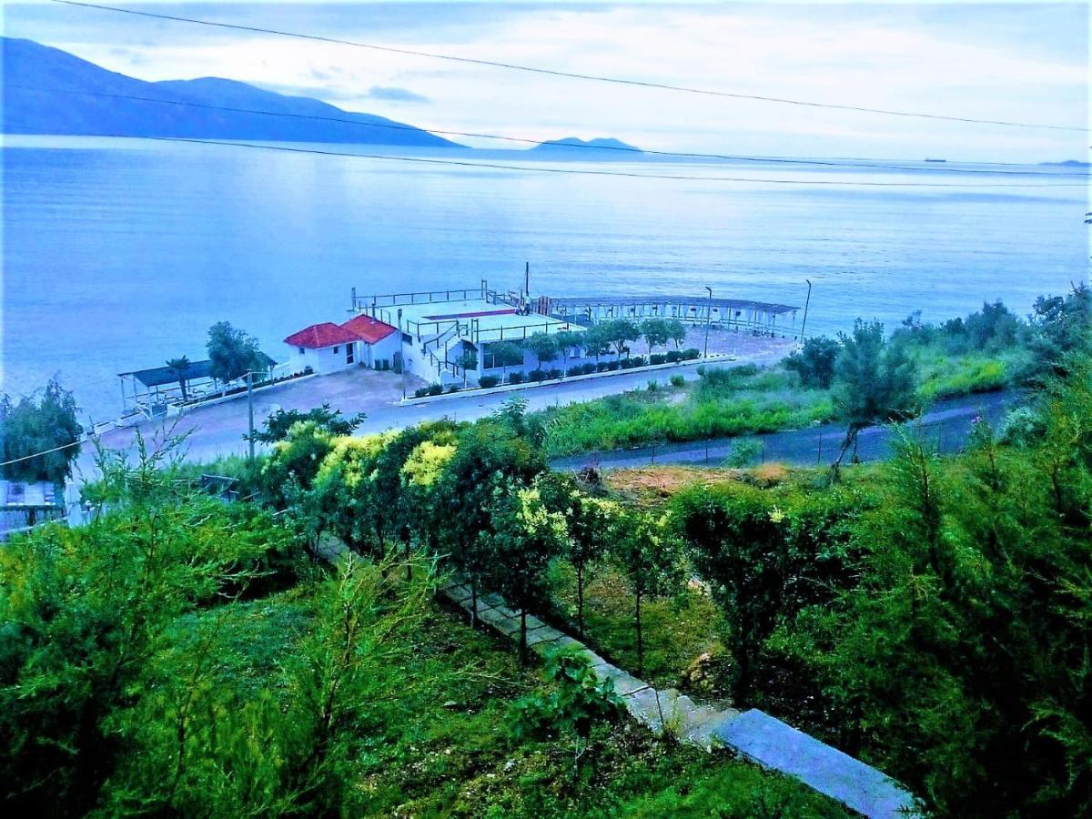 Ramo's Cozy Beachside Haven With Panoramic Views - 4th